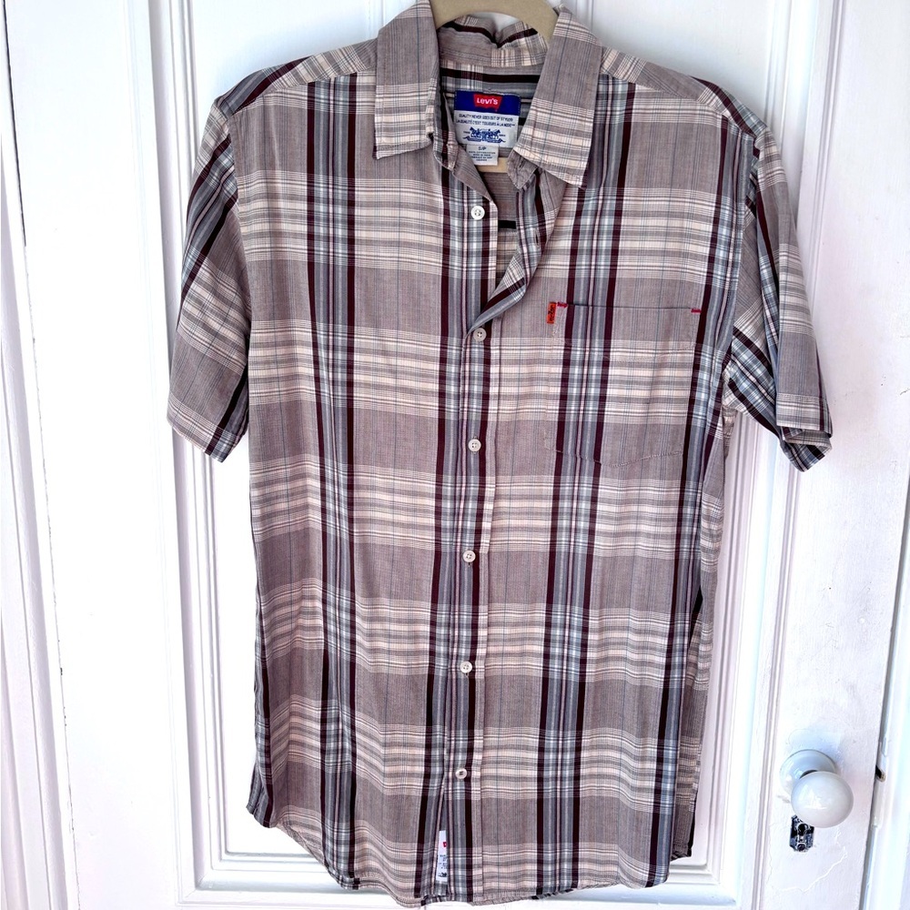 Vintage Levi’s Classic Button Beige Plaid Short Sleeve Shirt Size Small